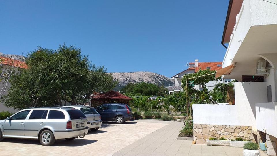 Mirjana F Apartaments Башка Экстерьер фото